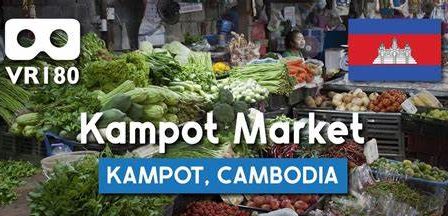 Kampot’s Central Market, downtown, is definitely the busiest place in town. Food, clothes, jewelry, fish, restaurants, household goods, pretty much everything you can buy in town is located in the market, and on the surrounding streets.